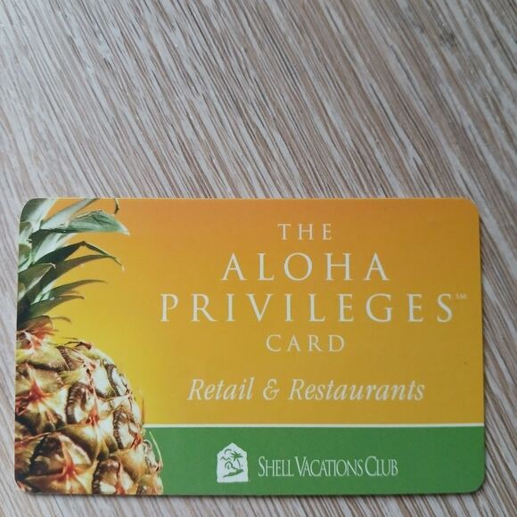 Shell Vacations Club Aloha Privileges Card - Tropical Pineapple Design - Picture 4 of 4